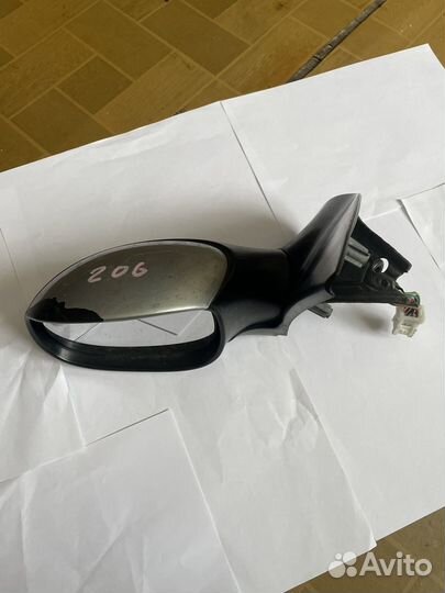 Зеркало левое для Peugeot 206
