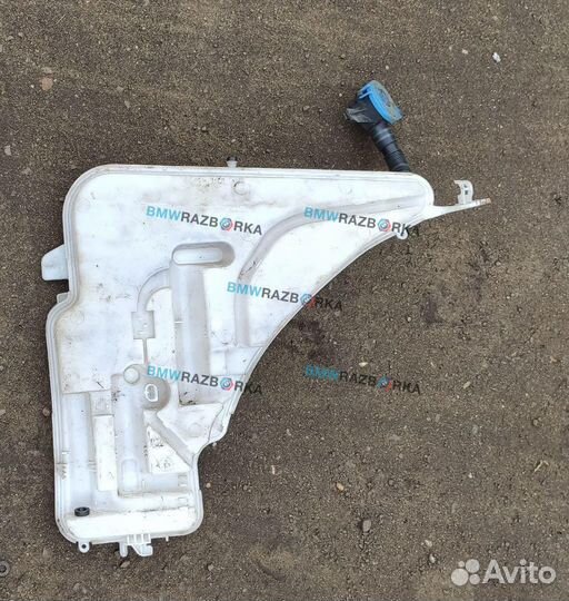 Бачок омывателя BMW 3 F30/F31/F34 рест. F30 2017