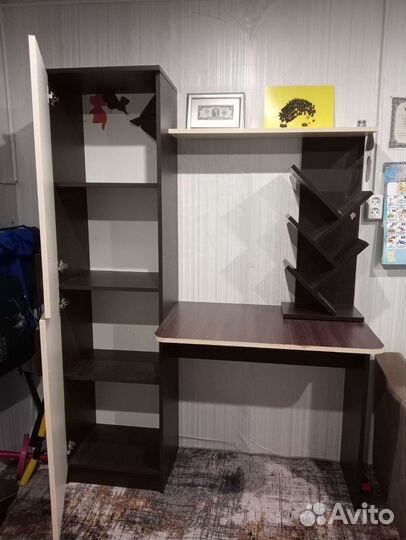 Письменный стол