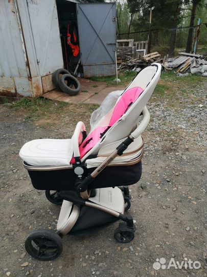 Прогулочная коляска