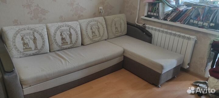 Угловой диван