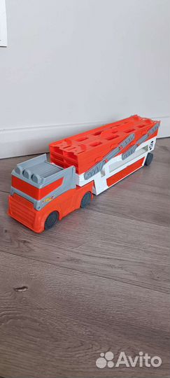 Hot Wheels Mega Hauler Автовоз грузовик