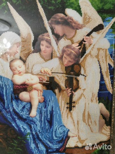 Картина вышитая бисером