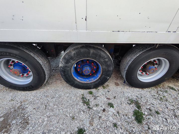 Полуприцеп рефрижератор Schmitz Cargobull SKO 24, 2000