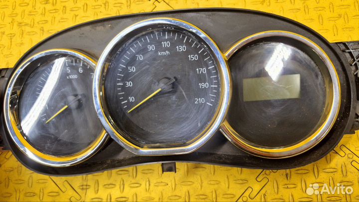 Панель приборов Renault Sandero 2 K4M 2020