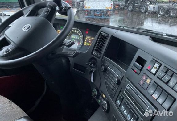 В разборке грузовик Volvo, FMX с 2010