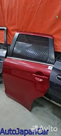 Левая дверь Mitsubishi Outlander III