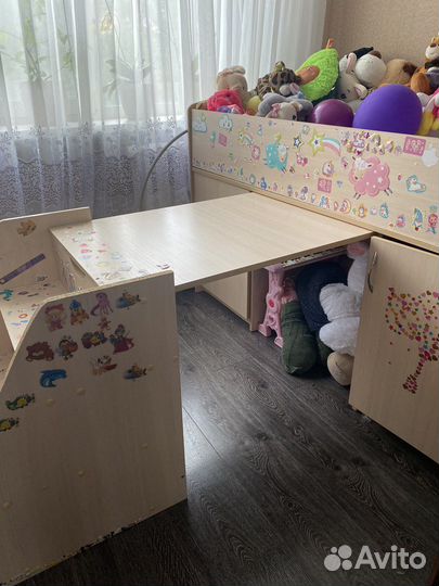 Детская кровать 3 в 1 комод стол кроватка