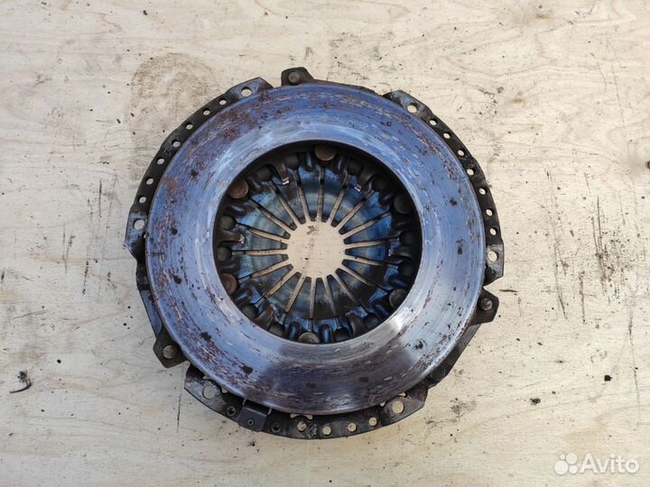 Корзина сцепления 55570376 A20NHT Opel Insignia