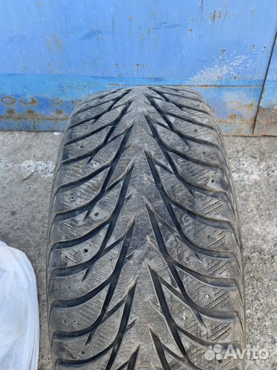 Yokohama Ice Guard Stud IG55 245/45 R19