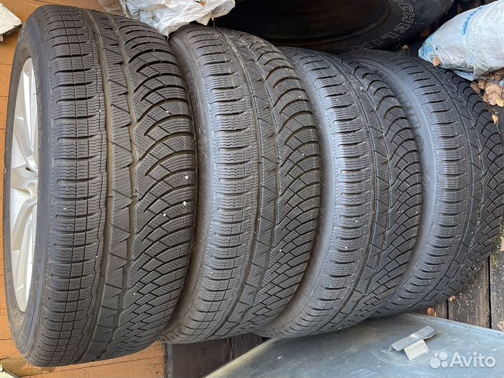 Michelin Alpin 245/50 R18 104