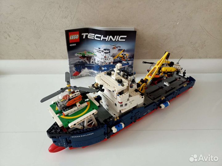 Lego technic 42064 корабль
