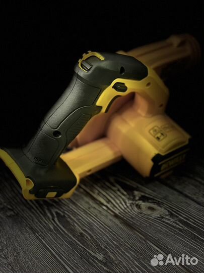 Воздуходувка Dewalt DCE100 Азия