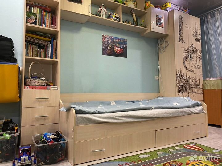 Спальный детский гарнитур