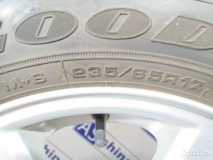 R17 Goodyear Wrangler AT/SA 235/65, PCD 5x108 DIA 67.1