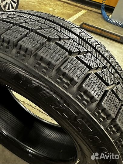 Bridgestone Blizzak VRX 205/65 R16 95S