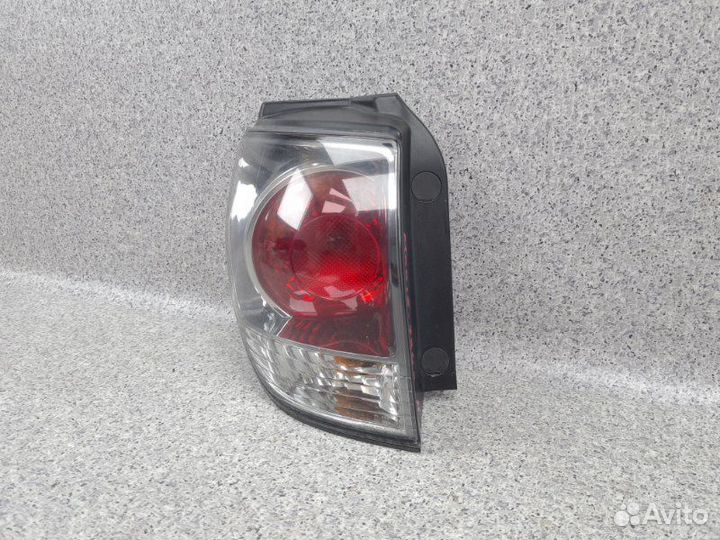 Стоп сигнал задний левый Toyota Harrier MCU15