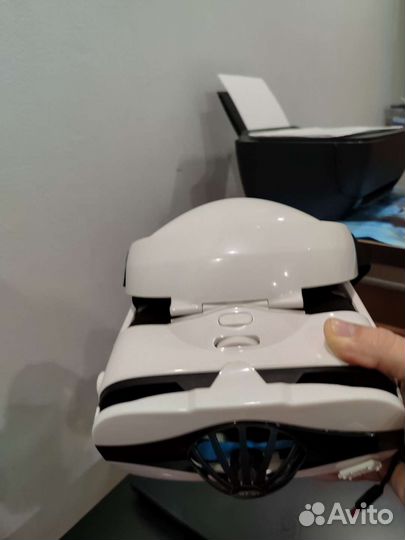 Очки виртуальной реальности с вентилятором