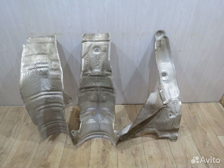 Экран тепловой Toyota Corolla 150