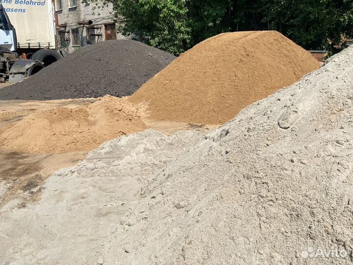 Песока,Щебеня,Земли