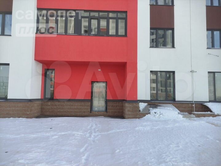 Продам торговое помещение, 142.3 м²