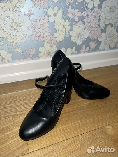 Туфли женские 37 размер