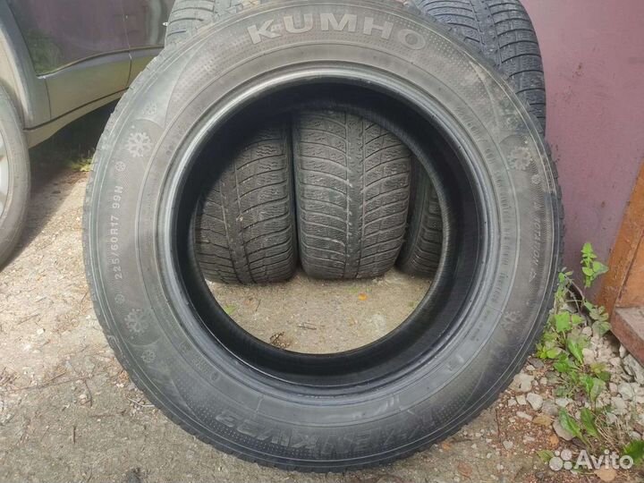 Kumho I'Zen KW23 225/60 R17 99H