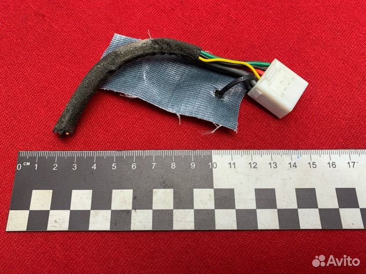 Штекер кнопки эсп передний правый Hyundai Elantra