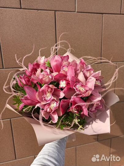 Букет из орхидей