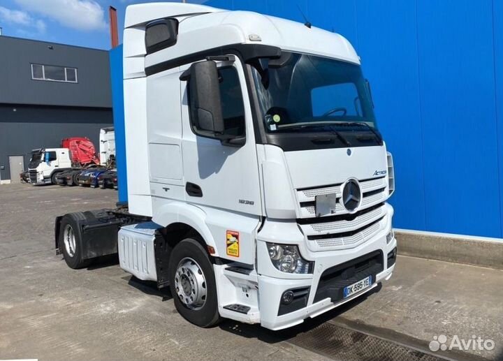 Pазбираем грузовик Mercedes-Benz Actros mpiv с 201