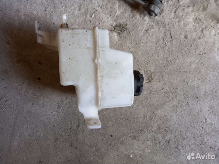 Kia ceed 2 jd расширительный бачок