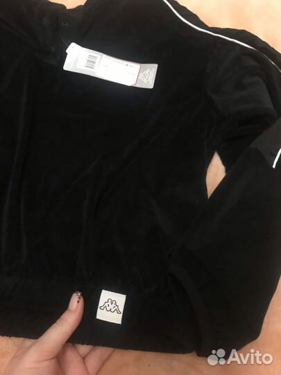 Костюм спортивный