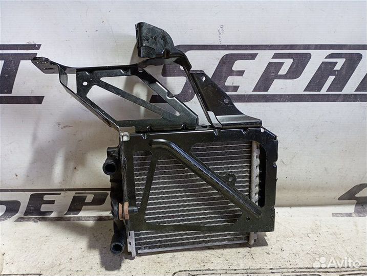 Радиатор дополнительный Audi A6 C7 3.0 CGW 2011