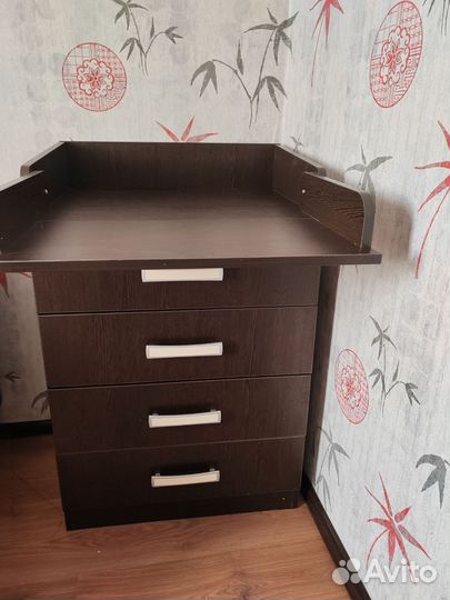 Пеленальный столик комод