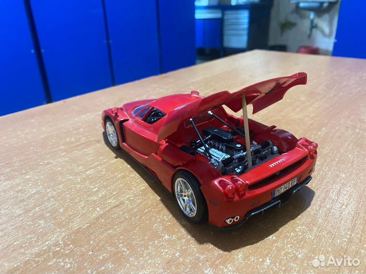 Модель Ferrari Enzo Tamiya 1/24