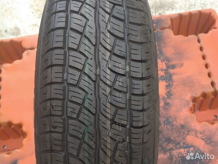 Bridgestone Dueler H/T 687 215/65 R16 98V