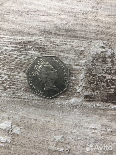 Монета Елизавета 2 франция