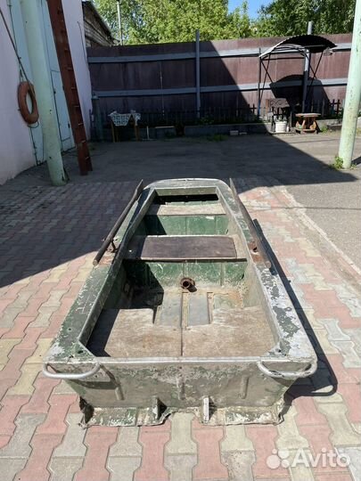 Лодка алюминивая