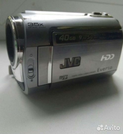 Видеокамера JVC