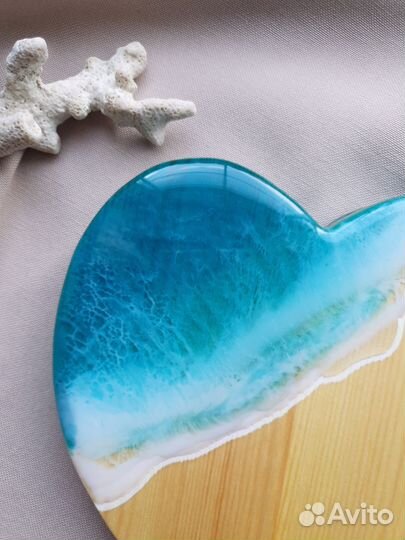 Сервировочная доска с эпоксидной смолой