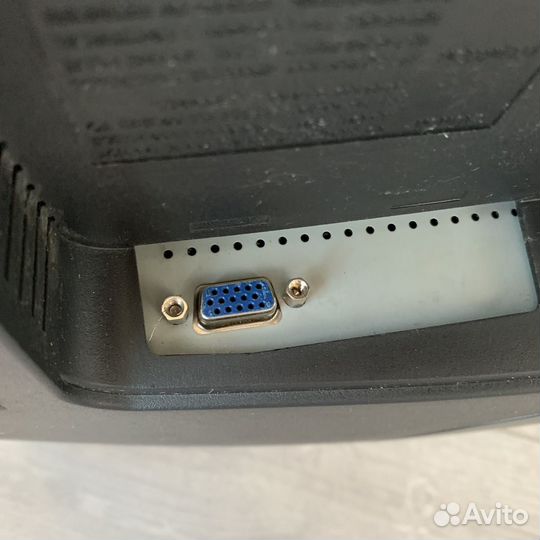 Монитор samsung 22 дюйма SyncMaster 2243