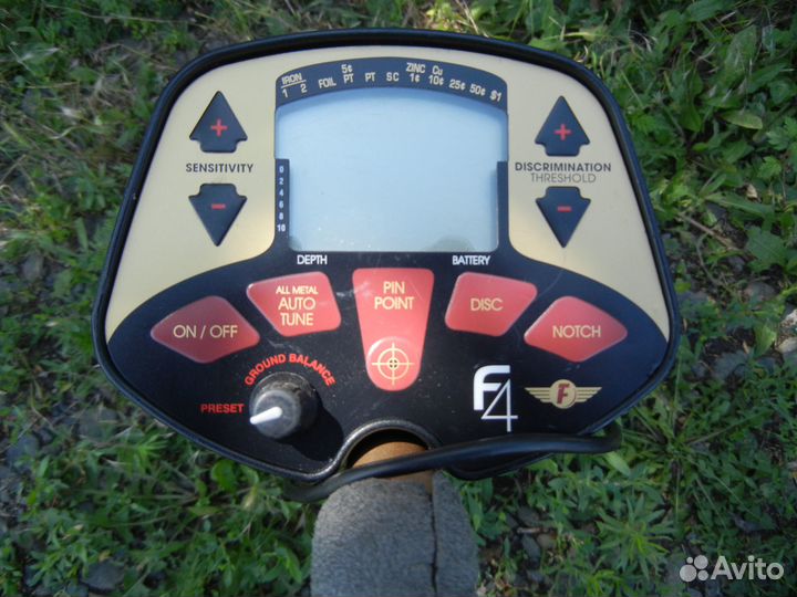 Металлоискатель fisher f4