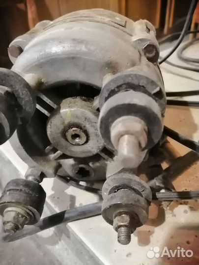 Электродвигатель 220в