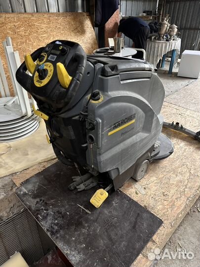 Поломоечная машина karcher