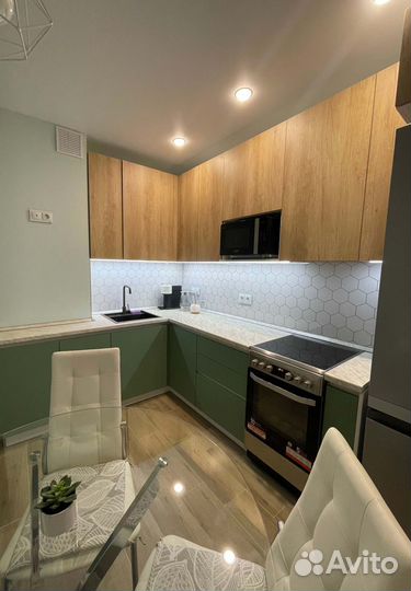 Кухня на заказ угловая и прямая 