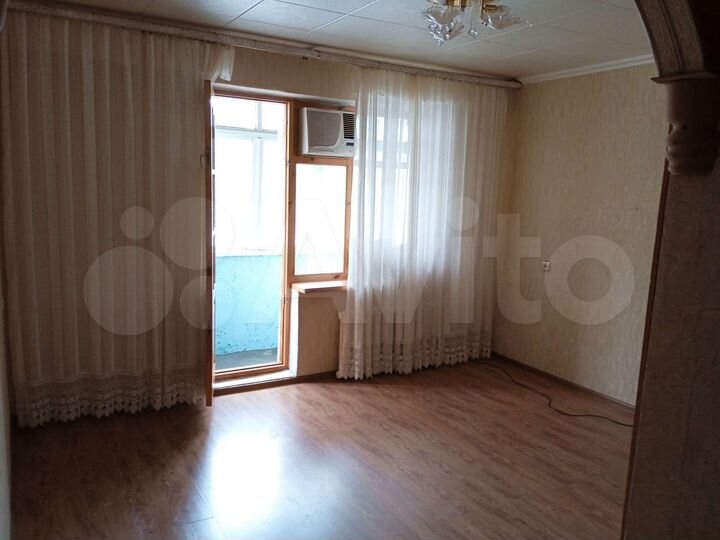 3-к. квартира, 64 м², 2/9 эт.