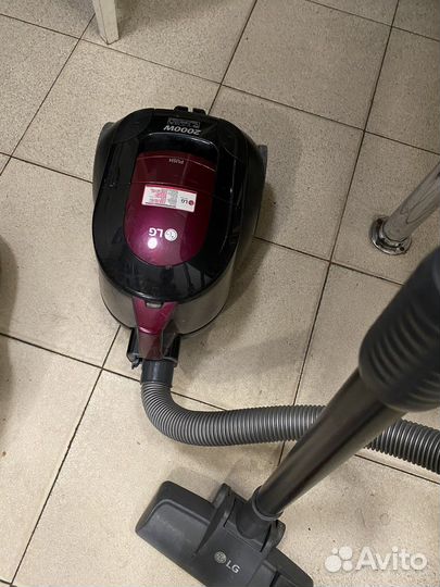 Пылесос LG 2000w