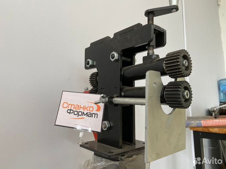 Зиг машина новая с 3 роликами. Станок зиговочный