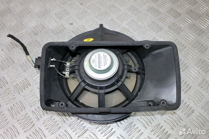 Сабвуфер штатный Bang Olufsen Audi A5 8T Coupe