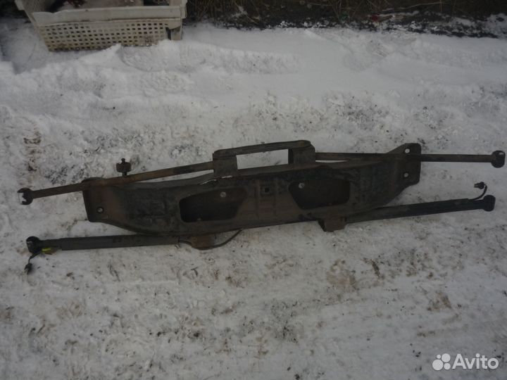 Задний подрамник балка Лачетти